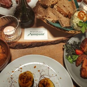 Zucchini mit Kartoffel-Bergkäse-Cream im Wirtshaus Ausspann´